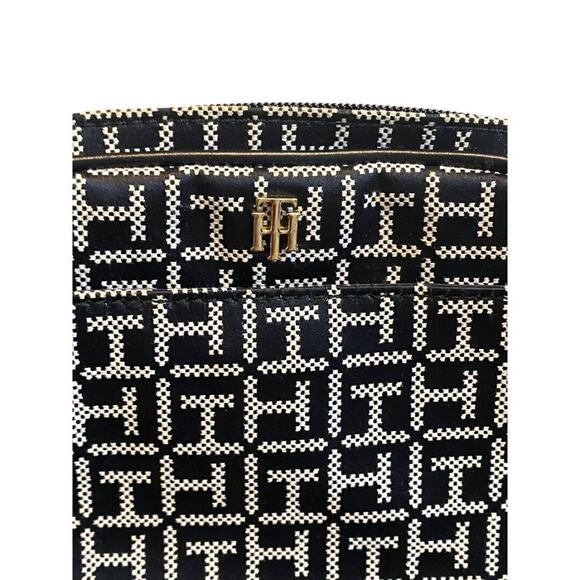 Tommy Hilfiger Crossbody Monogram Dual Zip Pocket Shoulder Bag Black White - Picture 9 of 10